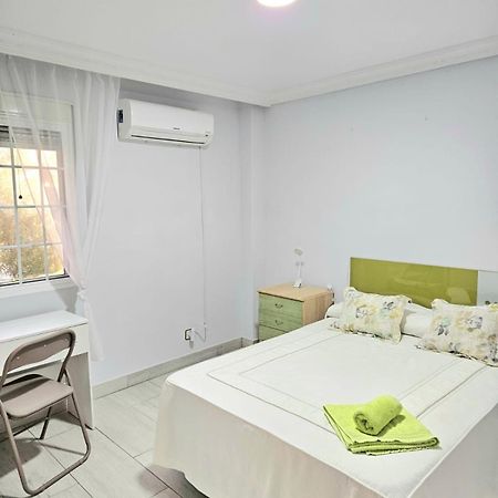 Habitacion Privada A 15 Min De La Playa/Piso Otel Huelva Dış mekan fotoğraf