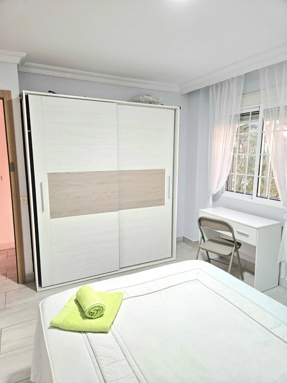 Habitacion Privada A 15 Min De La Playa/Piso Otel Huelva Dış mekan fotoğraf